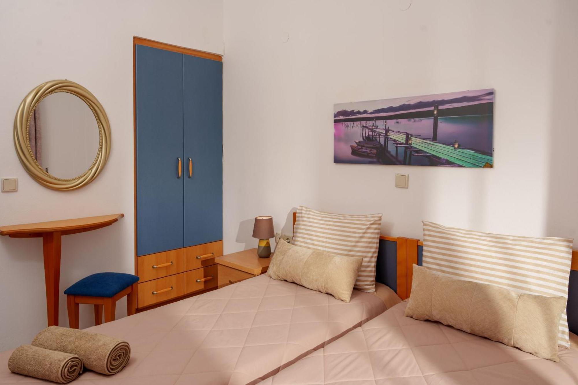 אגיה פלגיה קיתירה Fnk Apartments With Sea View מראה חיצוני תמונה